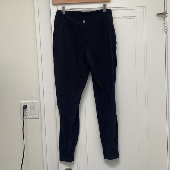 Lululemon Align Jogger size 8 - Picture 4 of 6